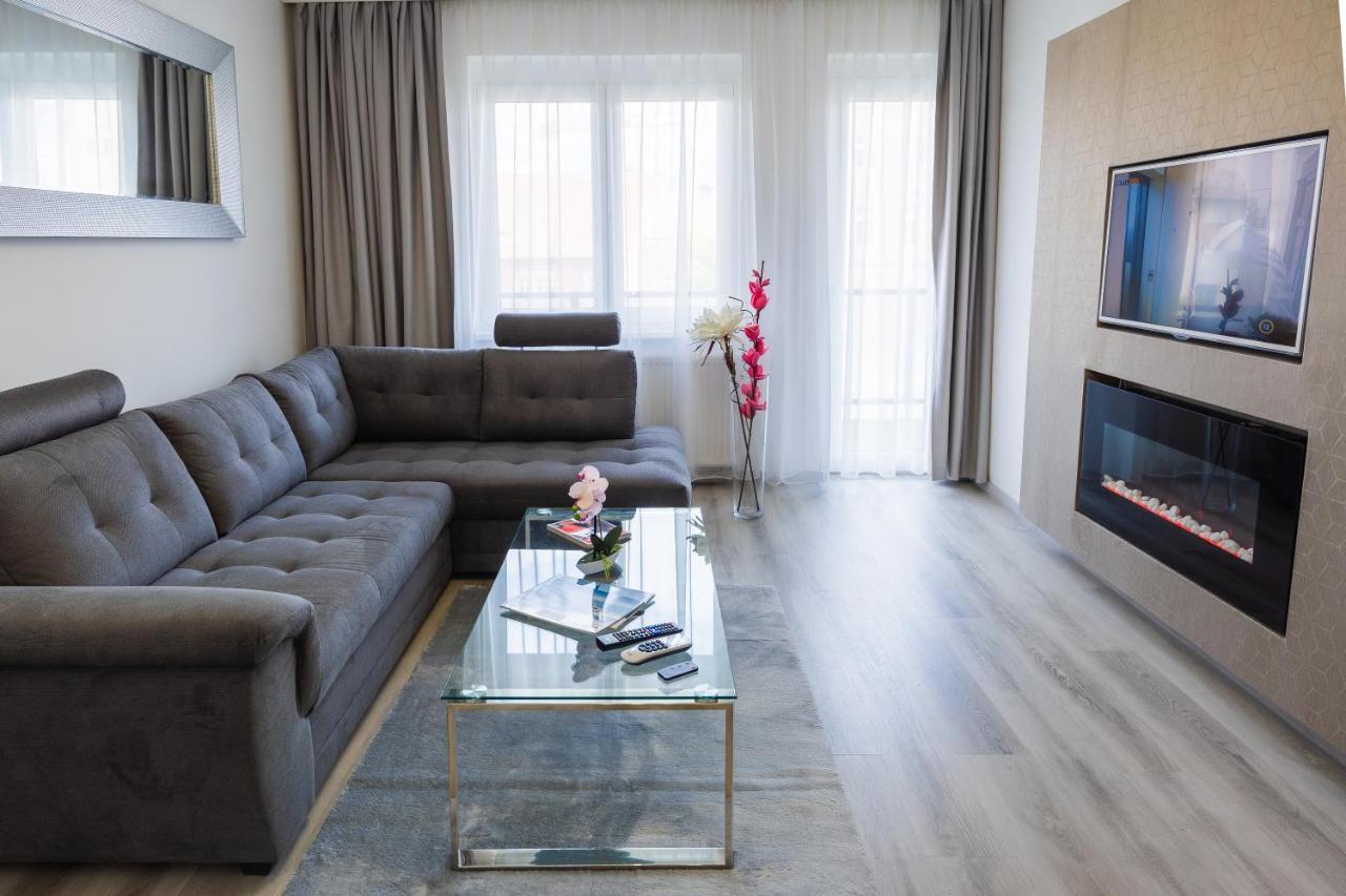 Central Residence Sopron Esterno foto